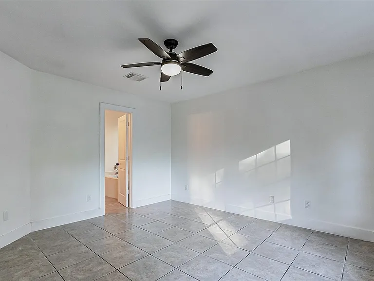 21892 Silver Oak Ct — Photo 26