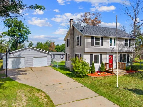 300 Red Tailed Hawk Loop, Grayling, MI 49738