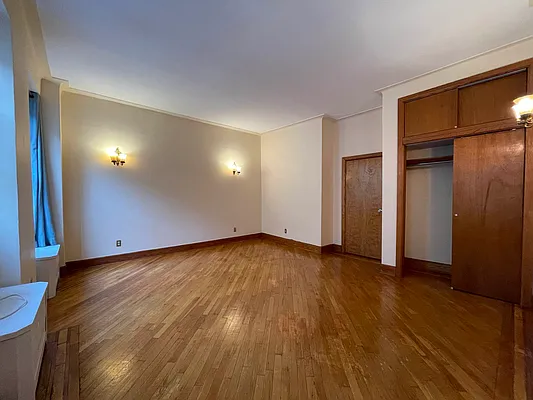 Rented by Oxford Property Group | media 4