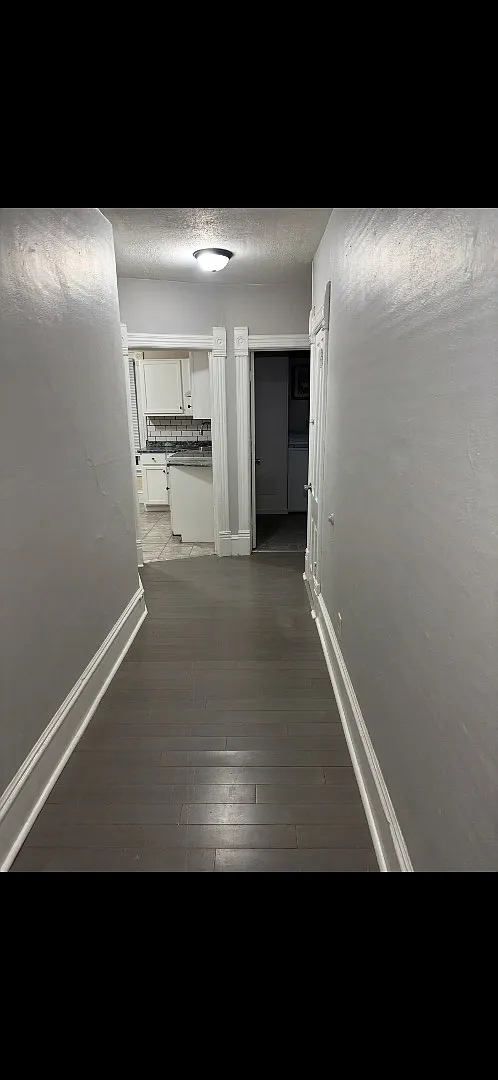 220 Trott Avenue Southeast - 220 Trott Ave SE - Unit #2 (top) — Photo 2