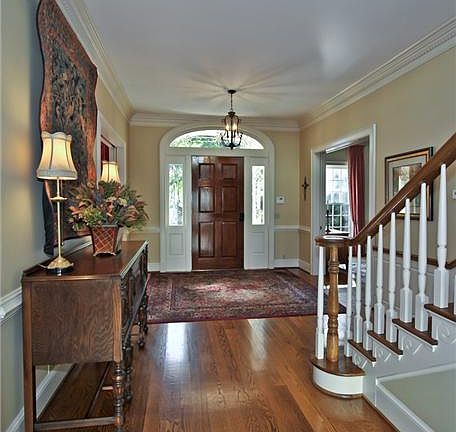 4th image of 515 Westview Ave