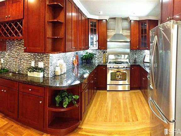 3rd image of 900 Rose Ct