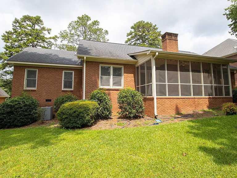 2220 Montclair Dr — Photo 41