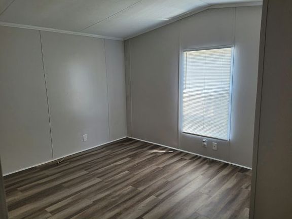 5th image of 11506 Leanne Ln #182