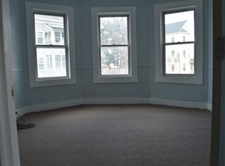 111 Southgate St APT 2, Worcester, MA 01603