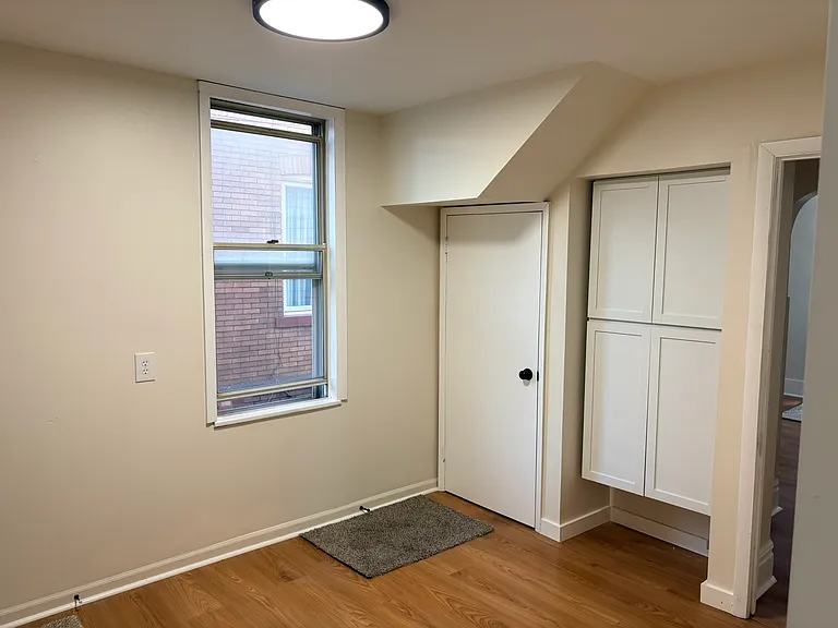 dining/util pantry