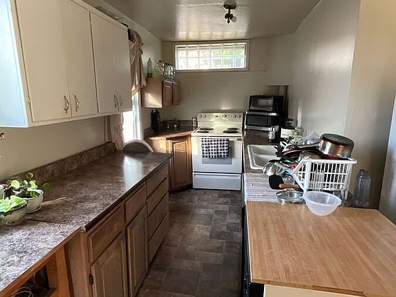 3rd image of 5415 6th Ave NW #12