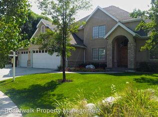 594 E Lincoln Pl, Murray, UT 84107