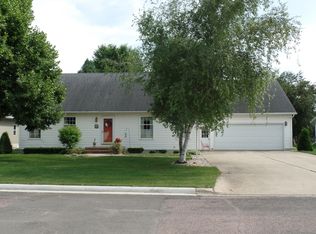 1409 14th St, Milford, IA 51351