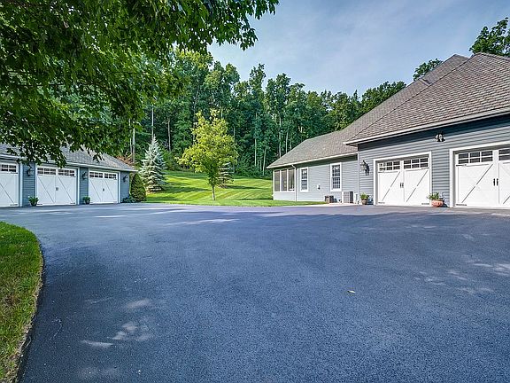 Heated 6 car detached garage