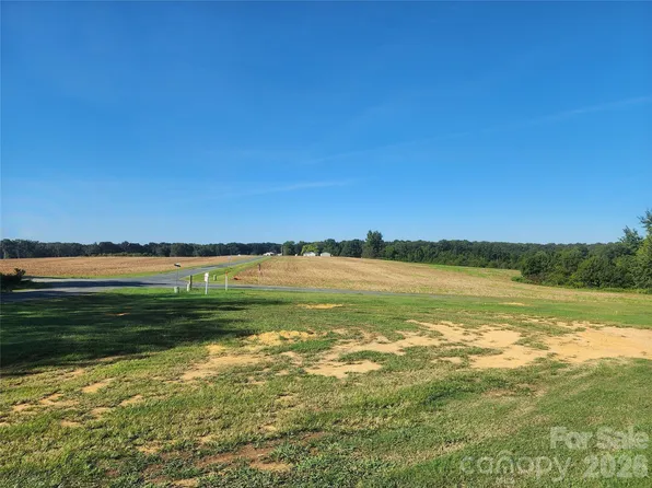 5304 State Line Rd, Marshville, NC 28103