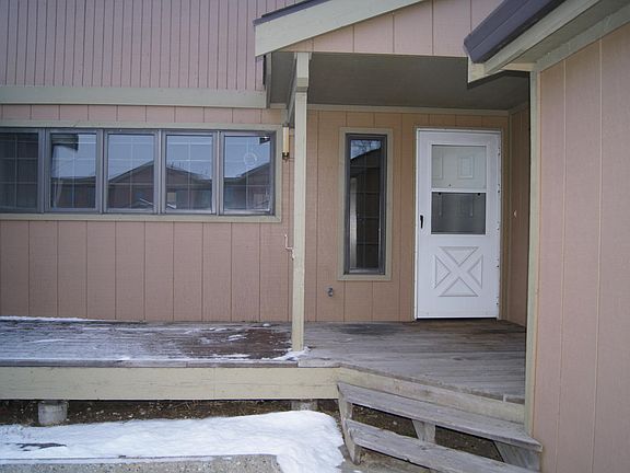 3rd image of 872 Munna Ct