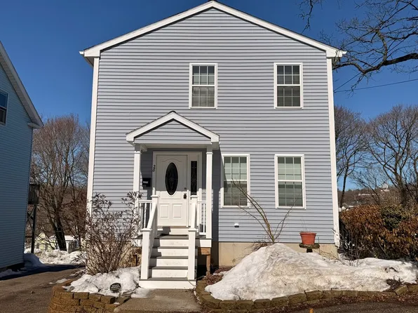 26 Church St, Spencer, MA 01562