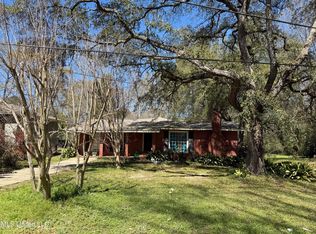 408 Robinhood Rd, Jackson, MS 39206