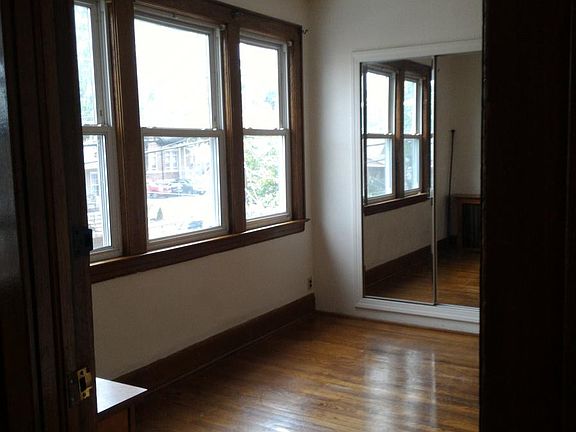Entrance/Living Room