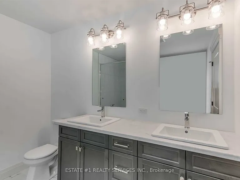 20 Rosina Ln — Photo 3