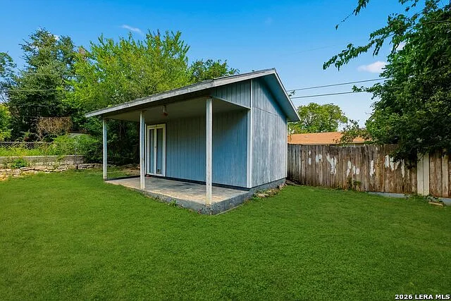 4515 Clear Spring Dr — Photo 19