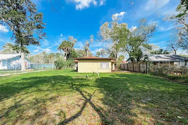 319 NW 16th Ave — Photo 73