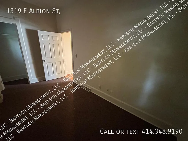 1319 E Albion St — Photo 14