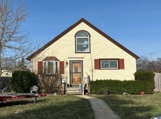 3513 S 32nd St, Milwaukee, WI 53221