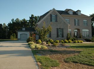 6001 Crescent Knoll Dr, Raleigh, NC 27614