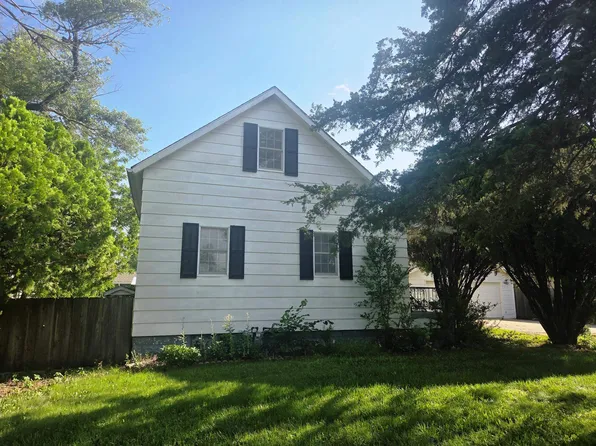 1500 E 9th St, Newton, KS 67114