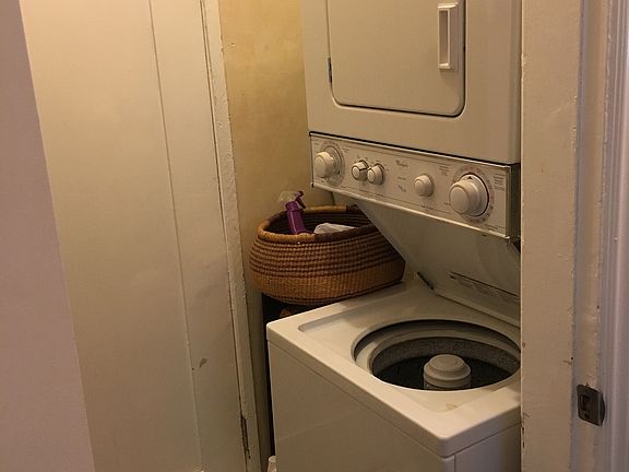 5th image of 410 N Spaulding Ave