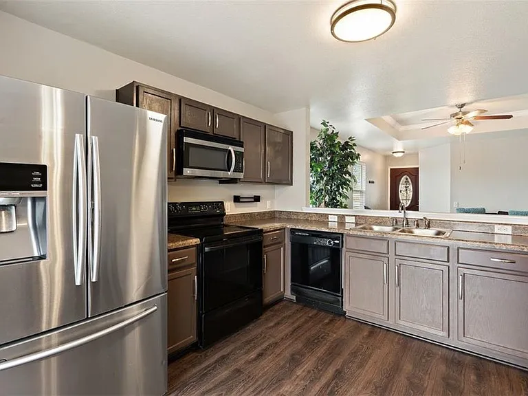 12201 Sky Harbor Dr — Photo 14