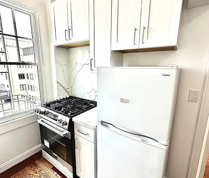 Unit #602 kitchen with gas stove!