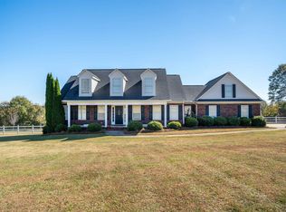 172 Tuscany Ln, Chesnee, SC 29323