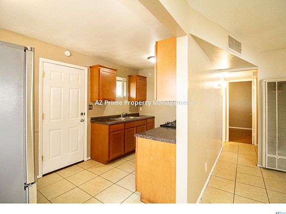4th image of 3623 E Earll Dr Unit 1