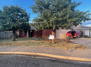 912 11th St, Wolfforth, TX 79382