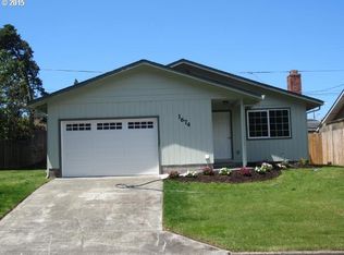 1674 Lincoln St, North Bend, OR 97459