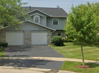 840 N Tamarac Blvd, Addison, IL 60101