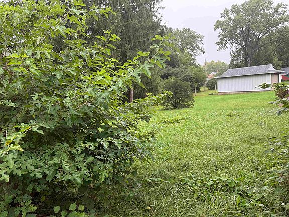 3rd image of 2022 S Harrison Ave