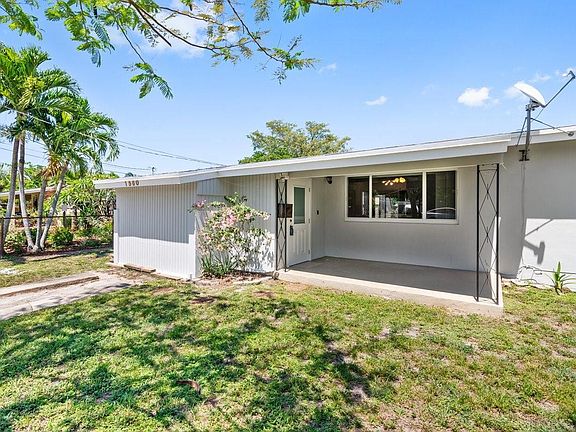 3rd image of 1560 SW 24th Avenue