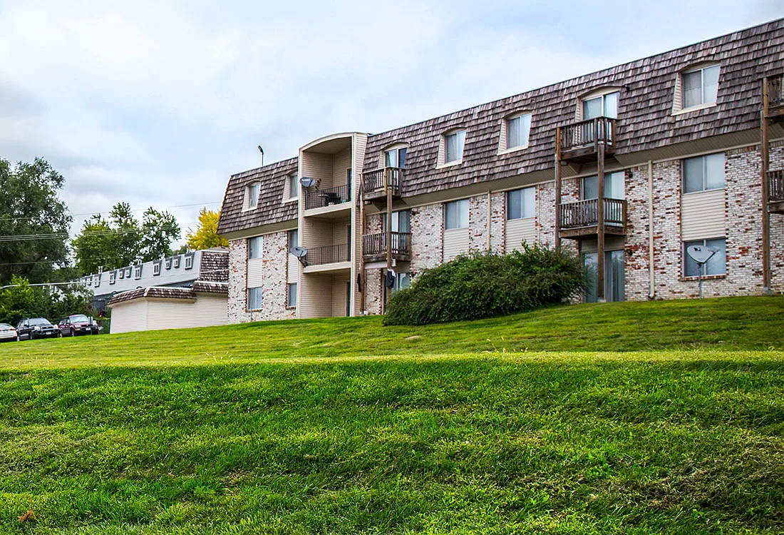 Pinehill Park — Photo 1
