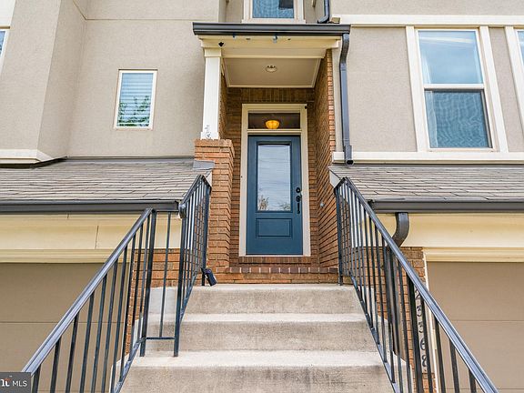 2nd image of 23368 Evening Primrose Sq