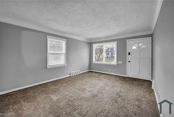 4310 E 162nd St — Photo 5