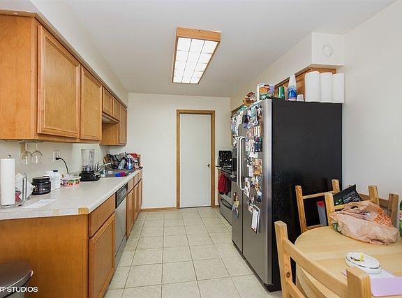 4th image of 9064 Archer Ave APT E