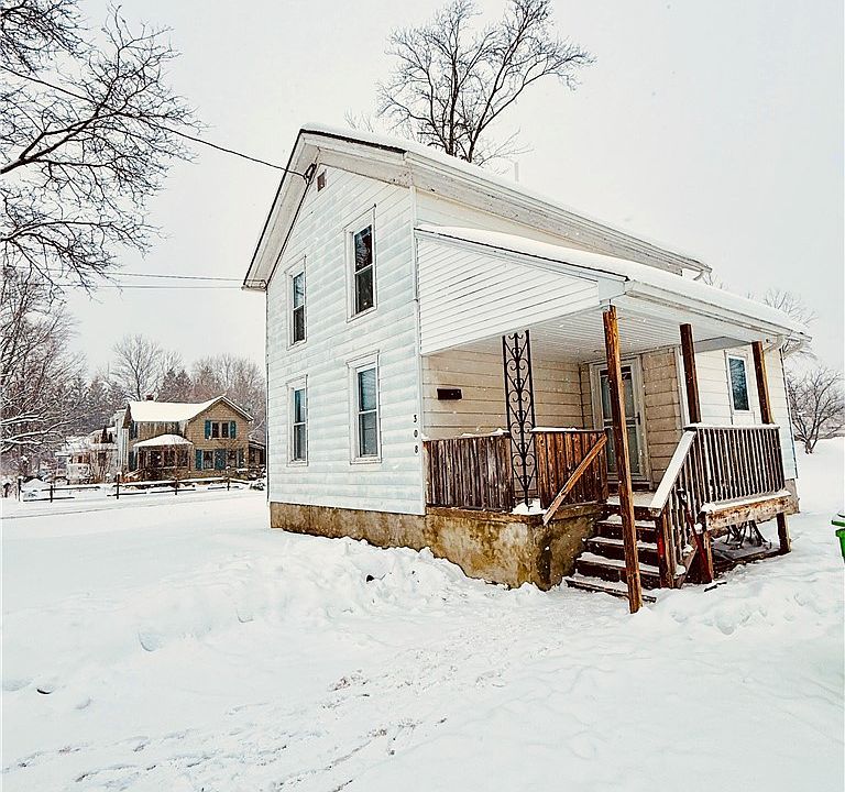 1st image of 308 Grand St