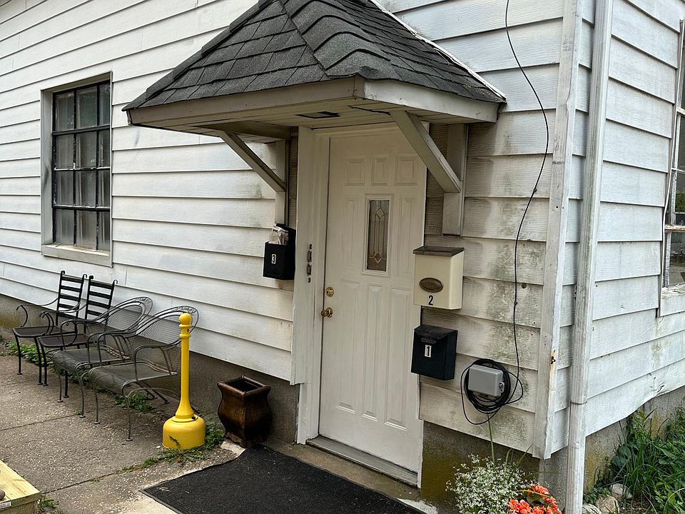 1st image of 4 Tredwell Ave APT 2
