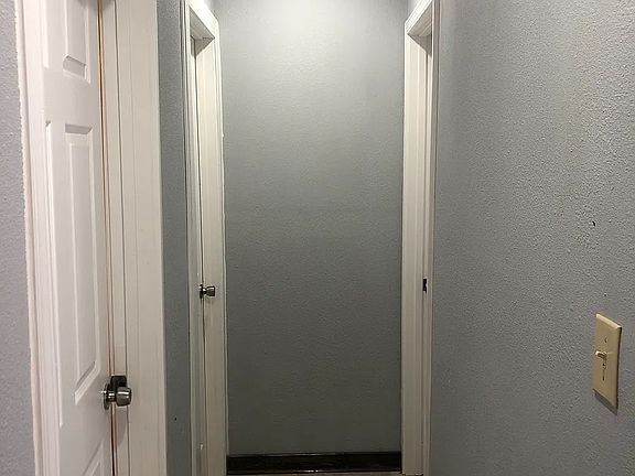 3rd image of 1081 Butler Ave