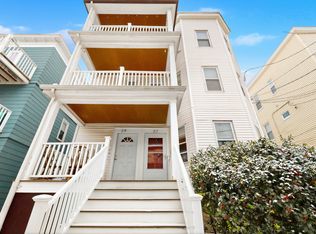 37 Belknap St #2A, Somerville, MA 02144