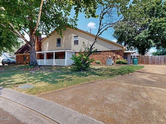 4th image of 7158 Greenbriar Dr