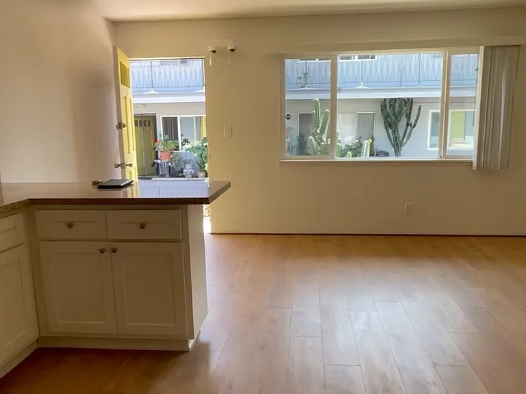 1516 Corinth Ave #3 — Photo 4