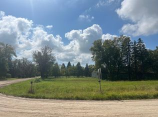 30th Ave SW, Willmar, MN 56201