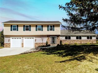 7065 Auburn Rd, Concord Township, OH 44077