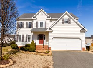 6272 Indian Trails Ct, Mechanicsville, VA 23111