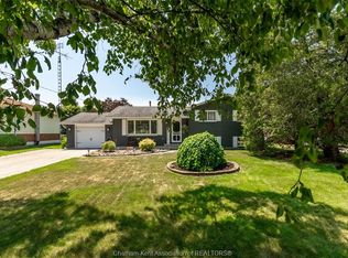 3501 Egremont Rd, Plympton Wyoming, ON N0N1E0